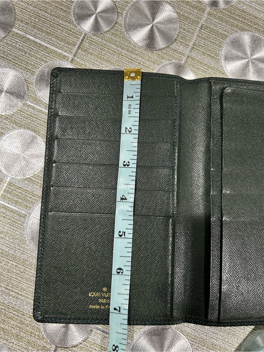 7022. Authentic LV Vintage Dark Green Leather Long Wallet/Passport Holder. - Picture 10 of 11